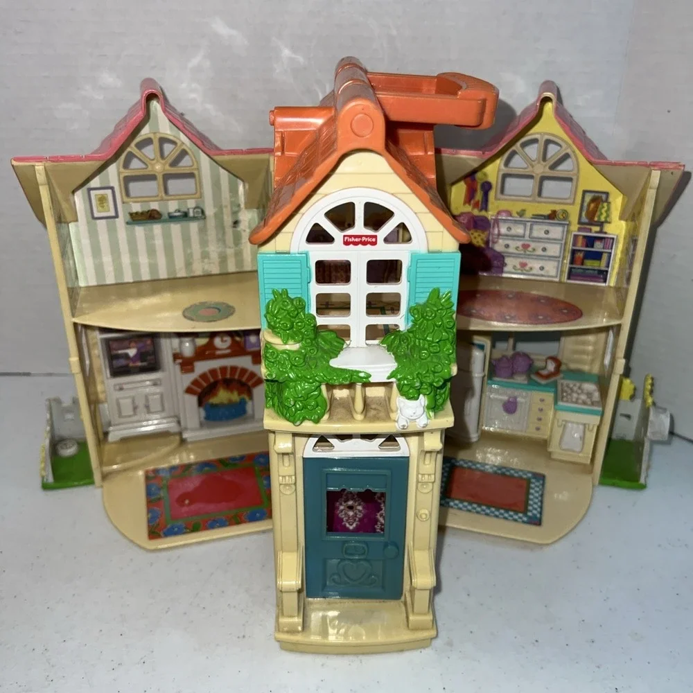 Vintage Fisher-Price Loving Family Sweet Streets Country Cottage Doll House 2000